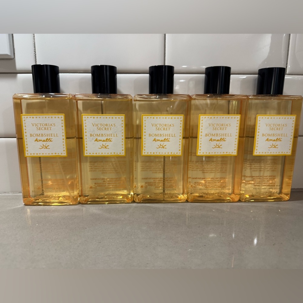 Victoria Secret bombshell amalfi fine fragrance mist